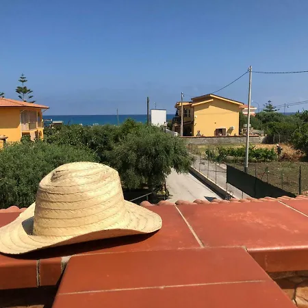 Al Mare Campofelice Di Roccella